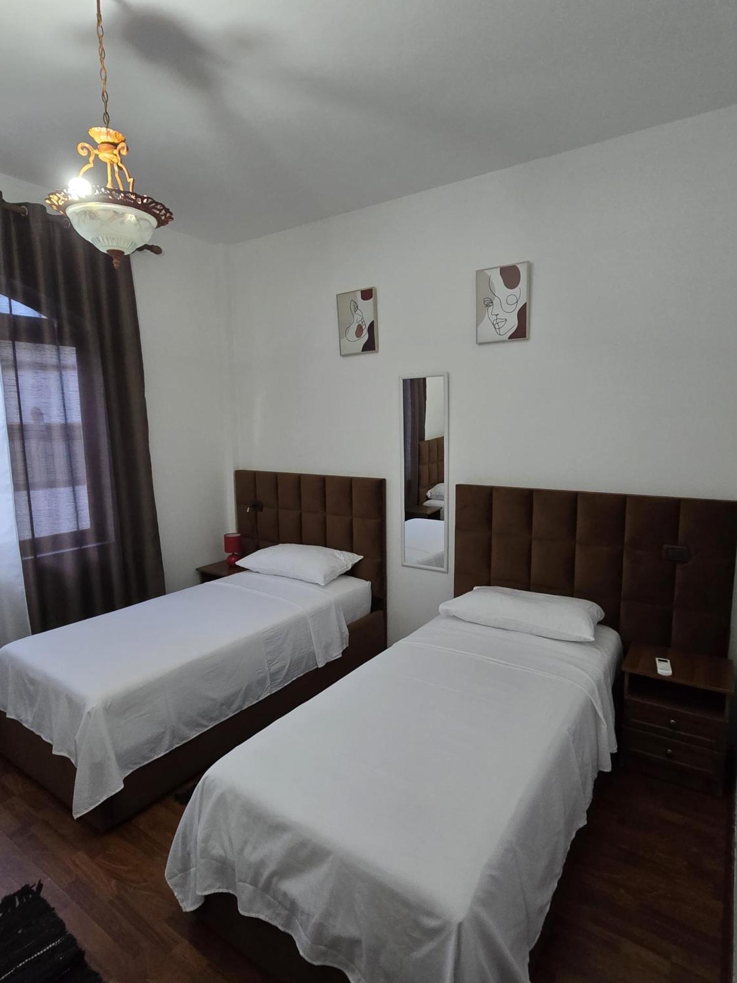 Grand Hotel Kruja Kültér fotó