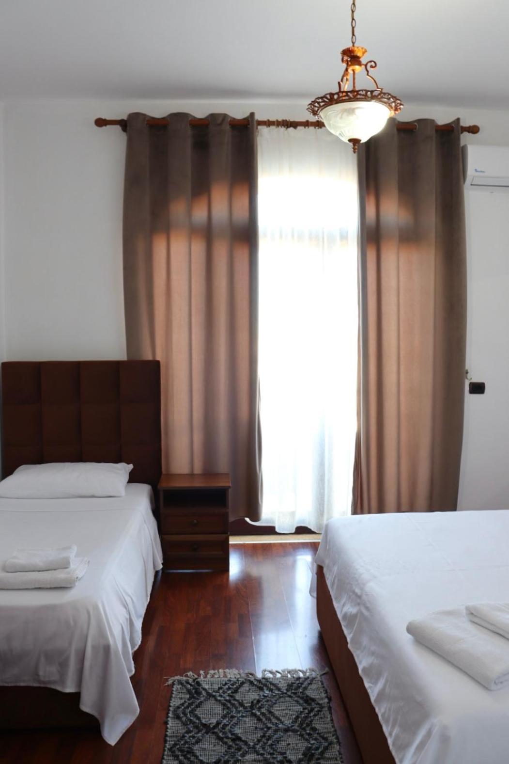Grand Hotel Kruja Kültér fotó